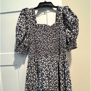 NWOT never worn dress. Size L.